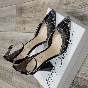Betsey Johnson Size 6 Black Viola Heels NIB